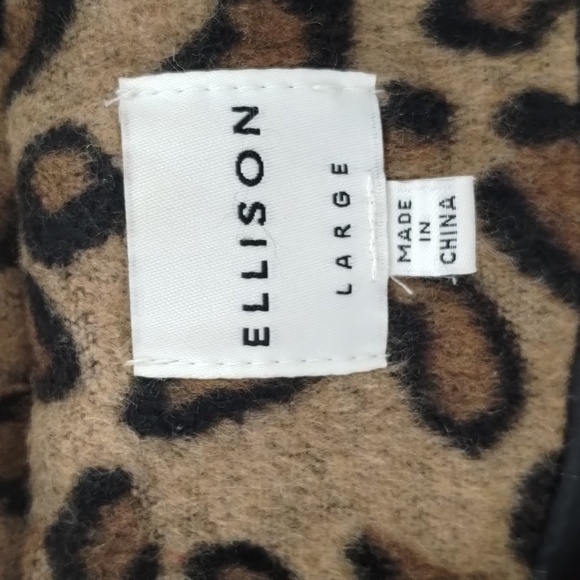 Ellison one button coat jacket size large fleece feel with pockets animal print - Picture 6 of 11